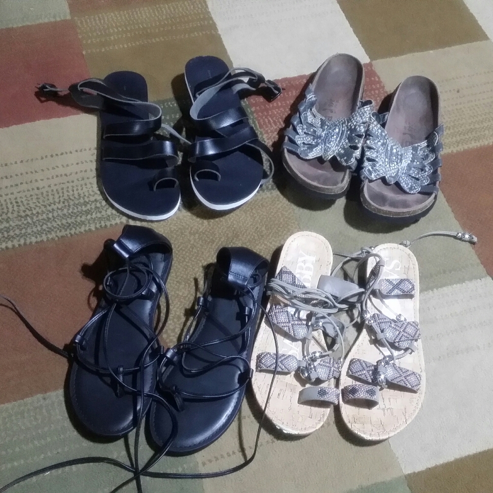 Womens sandalls lot